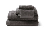 Modern cotton towel in grey charcoal from the « Como » collection