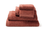 Modern cotton towel in terracotta from the « Como » collection